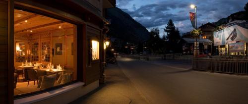 Foto de restauración de Hotel Cheminee