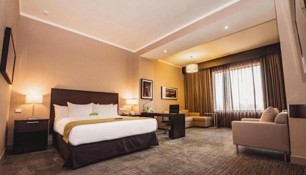 Foto de Hotel La Quinta by Wyndham Santiago Aeropuerto