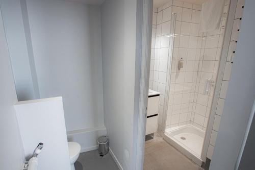 Bathroom – Hôtel Central