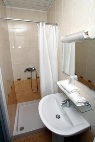 Foto del baño de Hotel de La Paix