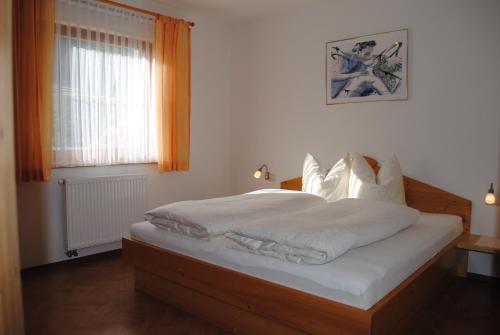 Room – Apartment Maierhof