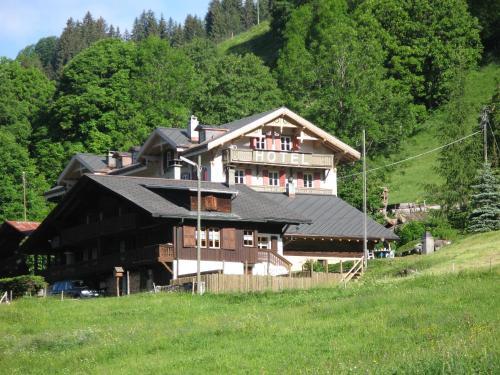 Foto general de Swiss Historic Hotel du Pillon, Grand Chalet des Bovets