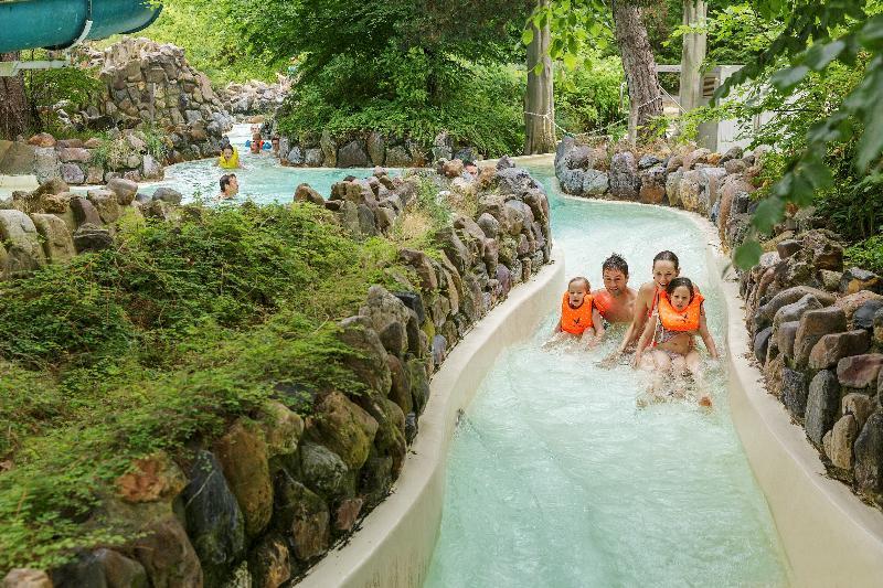 Foto de los servicios de Camping Center Parcs Les Bois-Francs