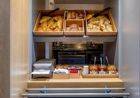 Foto de restauración de B&amp;amp;B Hôtel Bordeaux Lormont