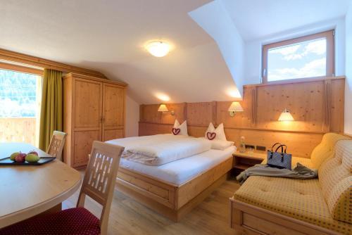 Room – Hotel Traube