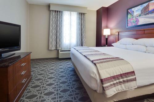Room – Hotel Drury Inn &amp;amp; Suites Middletown Franklin