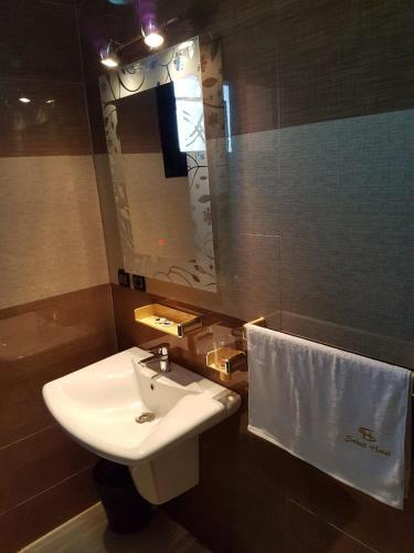 Foto del baño de Select Hôtel