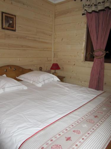 Foto de una habitación de Hôtel Chalet Le Caribou