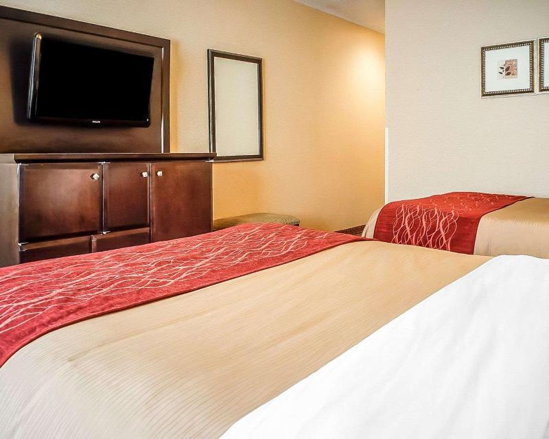 Foto de una habitación de Hotel Quality Inn &amp;amp; Suites Roswell