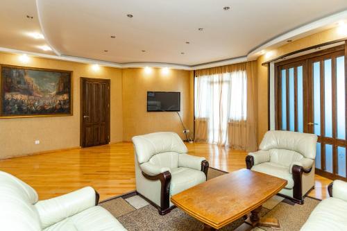 Room – Sports Palace Apartment