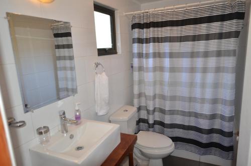 Foto del baño de Cabañas Las Cabras