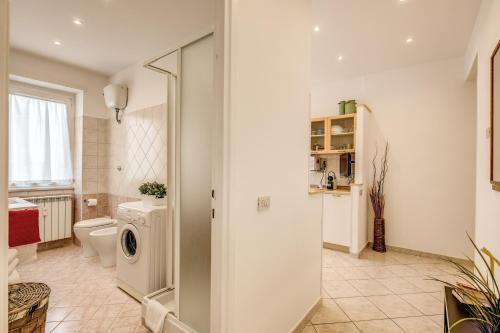 Bathroom – Vacation Rentals Rome4Guest Ostia