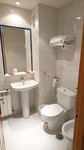 Foto del baño de Hotel Valmar
