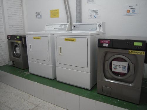 Foto del baño de Residencia Universitaria Cardenal Cisneros