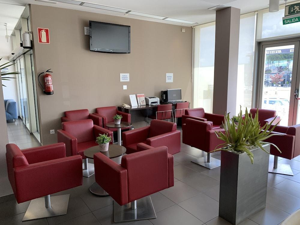 Foto de los servicios de Holiday Inn Express Vitoria, an IHG Hotel