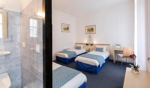 Foto de una habitación de Hôtel Aneto