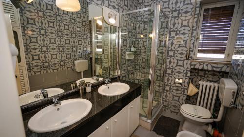 Foto del baño de CconfortHotels R&amp;amp;B Dolci Emozioni