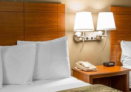 Foto del baño de Hotel Econo Lodge Cherokee