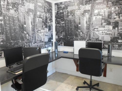 Foto de los servicios de Hotel Travelodge by Wyndham Oceanside