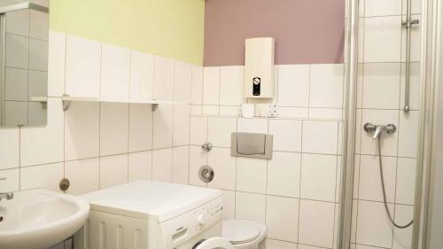 Foto del baño de Work &amp;amp; stay Langenfeld