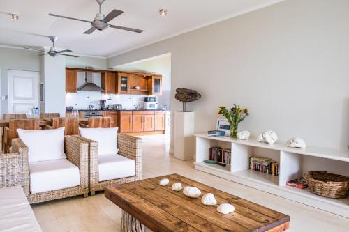 Room – The Bellafonte - Luxury Oceanfront Hotel