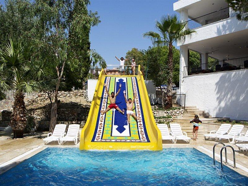 Foto general de Larissa Beach Club Hotel