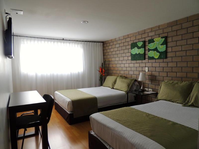 Room – Hotel Portal De Milán