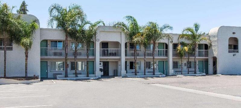 Photo – Motel Travelodge by Wyndham Los Banos CA
