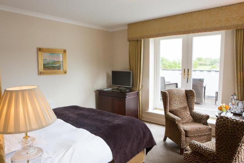 Foto de una habitación de Macdonald Old England Hotel &amp;amp; Spa
