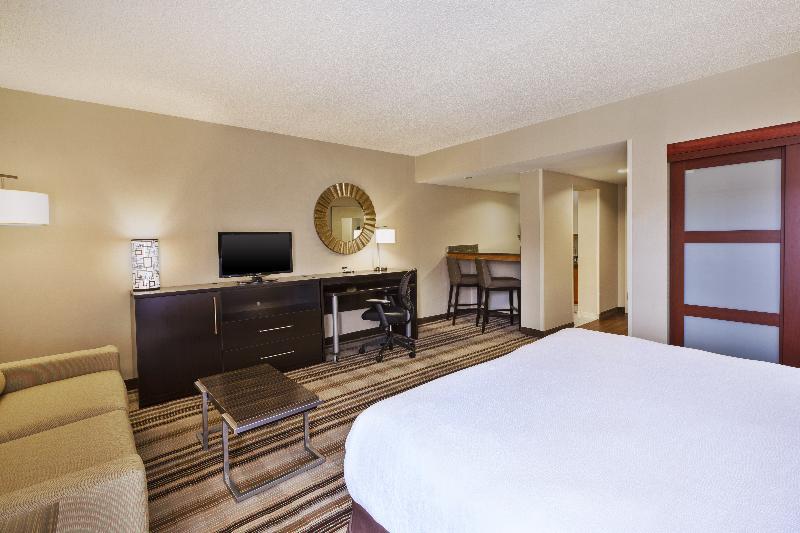 Foto de una habitación de Holiday Inn Washington-Dulles International Airport, an IHG Hotel