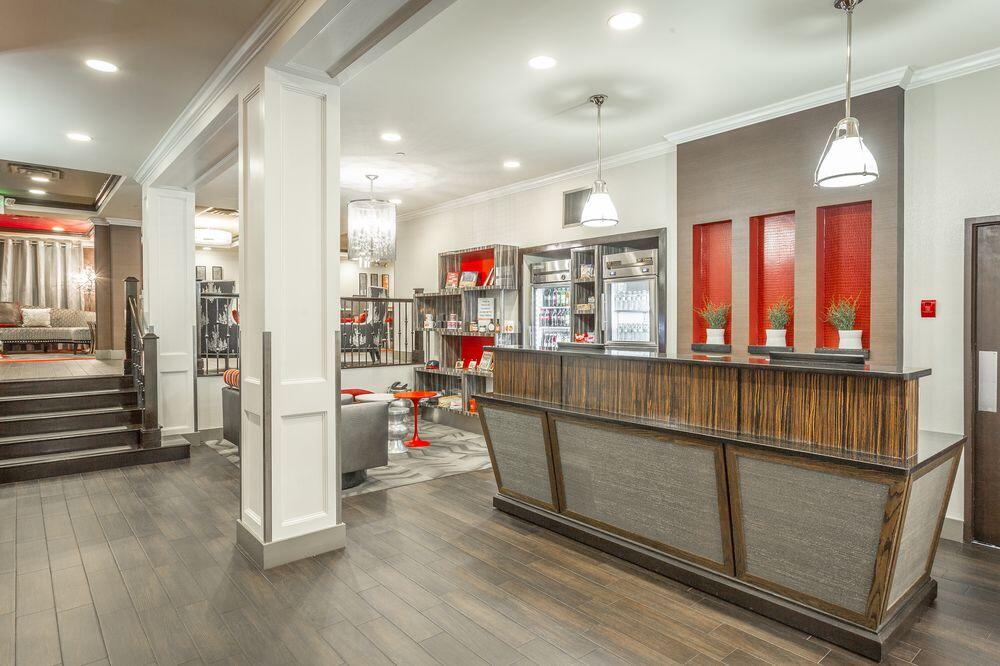 Foto de las zonas nobles de Inn at the Peachtrees, Ascend Hotel Collection