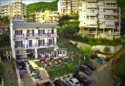 Foto del exterior de Aparthotel Paradosi Rooms