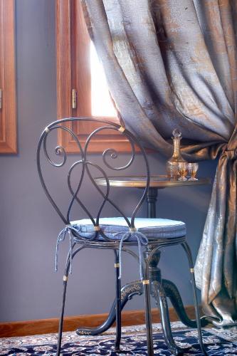 Room – Boutique Hotel Kokkino Spiti