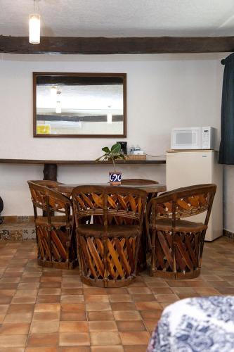Foto de una habitación de Hotel Amar Inn