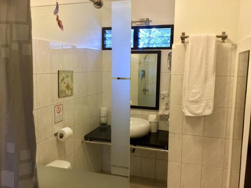 Foto del baño de Hotel Enjoy
