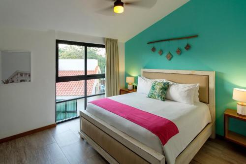 Room – San Trópico Petit Hotel &amp;amp; Peaceful Escape