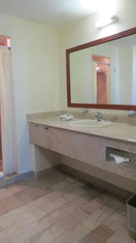 Foto del baño de Hotel Tehuacan Plaza
