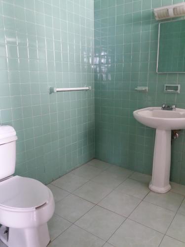 Foto del baño de Hotel Guadalajara junto Glorieta La Minerva