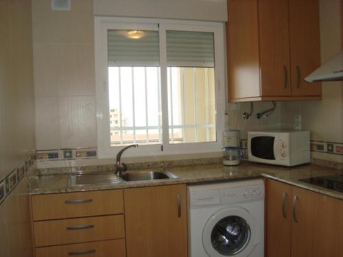 Foto de una habitación de Apartamentos Alpen1 Paseo Marítimo