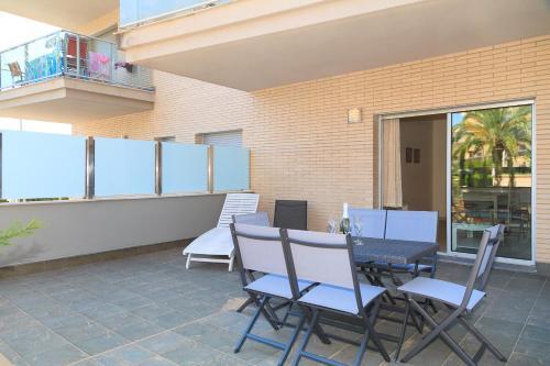 Foto de restauración de Apartamentos UHC Panoramic Family Complex