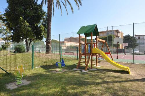 Foto de una habitación de Apartamentos APCOSTAS - Isla de Rosas