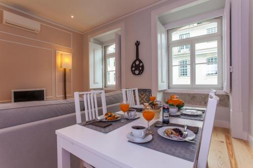 Foto de restauración de Apartamentos Casas da Baixa - Jules &amp;amp; Madeleine