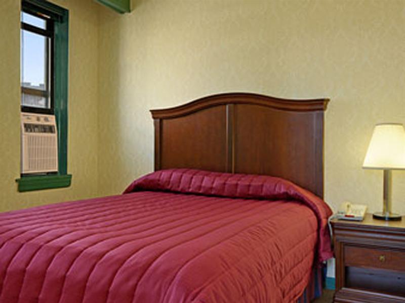 Photo – Hotel Ramada by Wyndham Jersey City