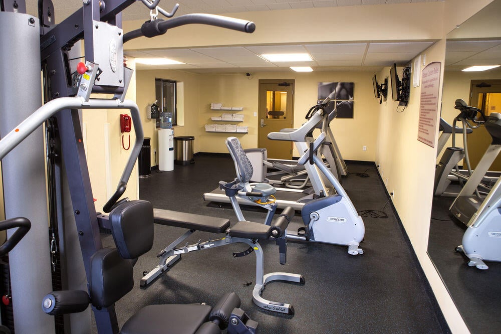 Photo – Hotel Country Inn &amp;amp; Suites by Radisson, Traverse City, MI