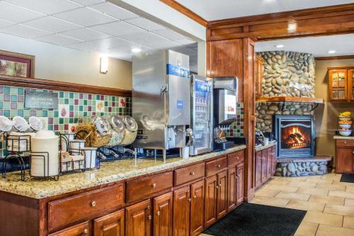 Foto de restauración de Hotel Comfort Inn &amp;amp; Suites Durango