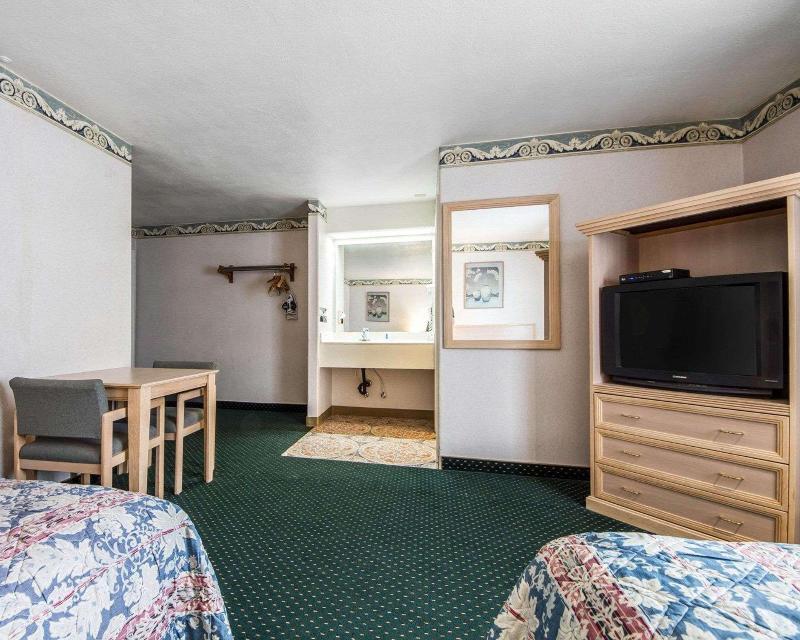 Foto de una habitación de Motel Rodeway Inn Monterey Near Fairgrounds