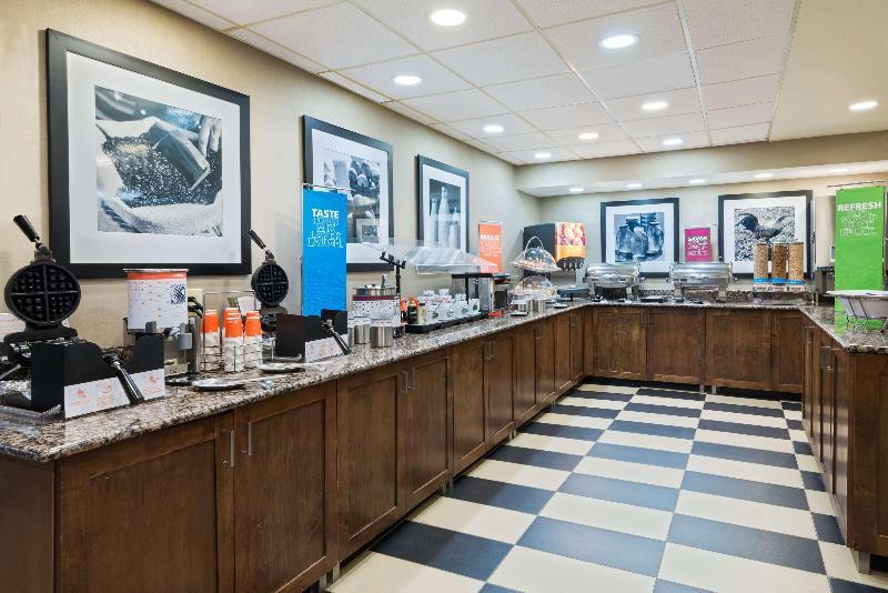 Foto de restauración de Hotel Hampton Inn Charlotte University Place