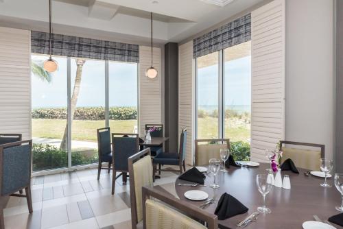 Foto de restauración de Hotel Hilton Melbourne Beach Oceanfront