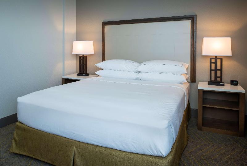 Foto de una habitación de Hotel Doubletree By Hilton Madison East
