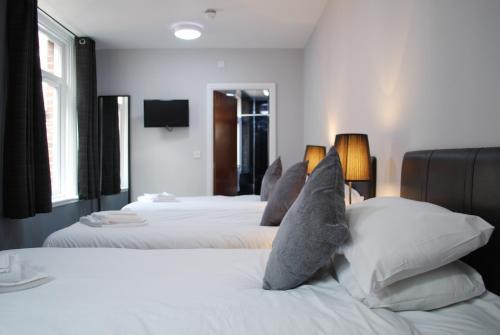 Room – The Liverpool Inn Hotel